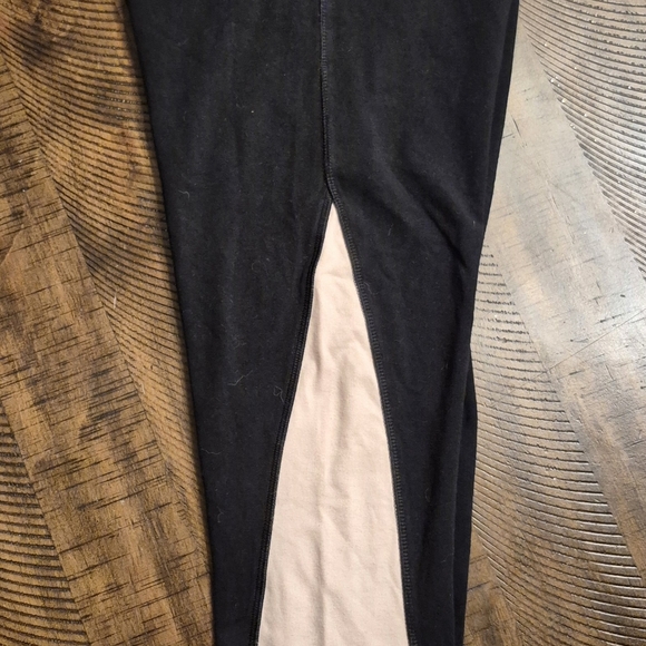 Victoria's Secret Black and Light Pink Yoga Leggings - Picture 2 of 5